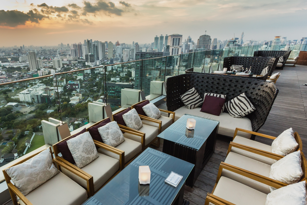 Million Dollar Views: Three Rooftop Bars in Bangkok that are Sure to Impress Whether it’s winding down after a long workday or just a quick catch-up over drinks with friends, the Thai capital provides for a host of bars that provide for that well-deserved R&R in more than exemplary settings. 